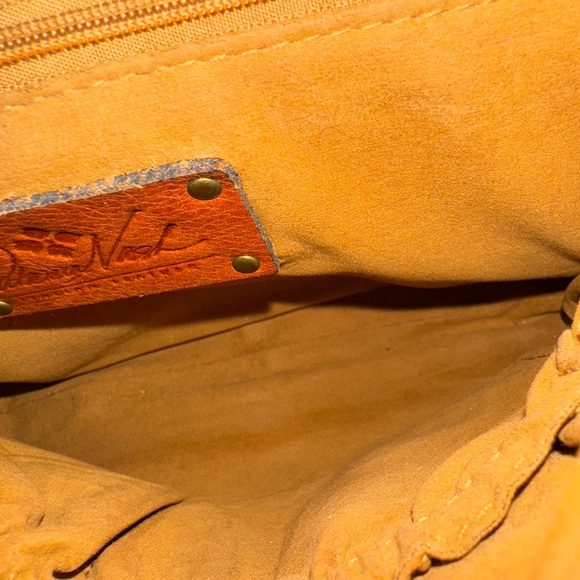 Patricia Nash | Leather Shoulder Bag with Leather wallet - Picture 4 of 12